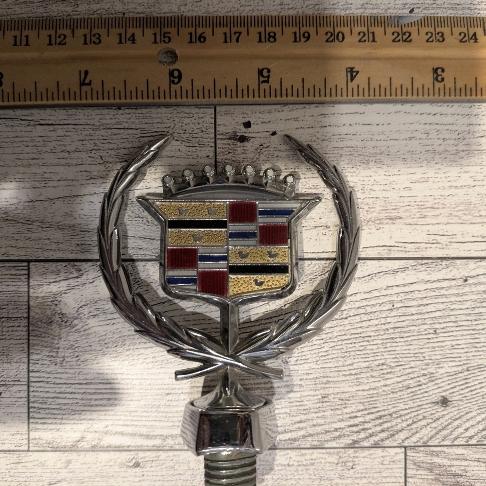 Cadillac Silver and Gold Wall Decor Emblem - Picture 4 of 6